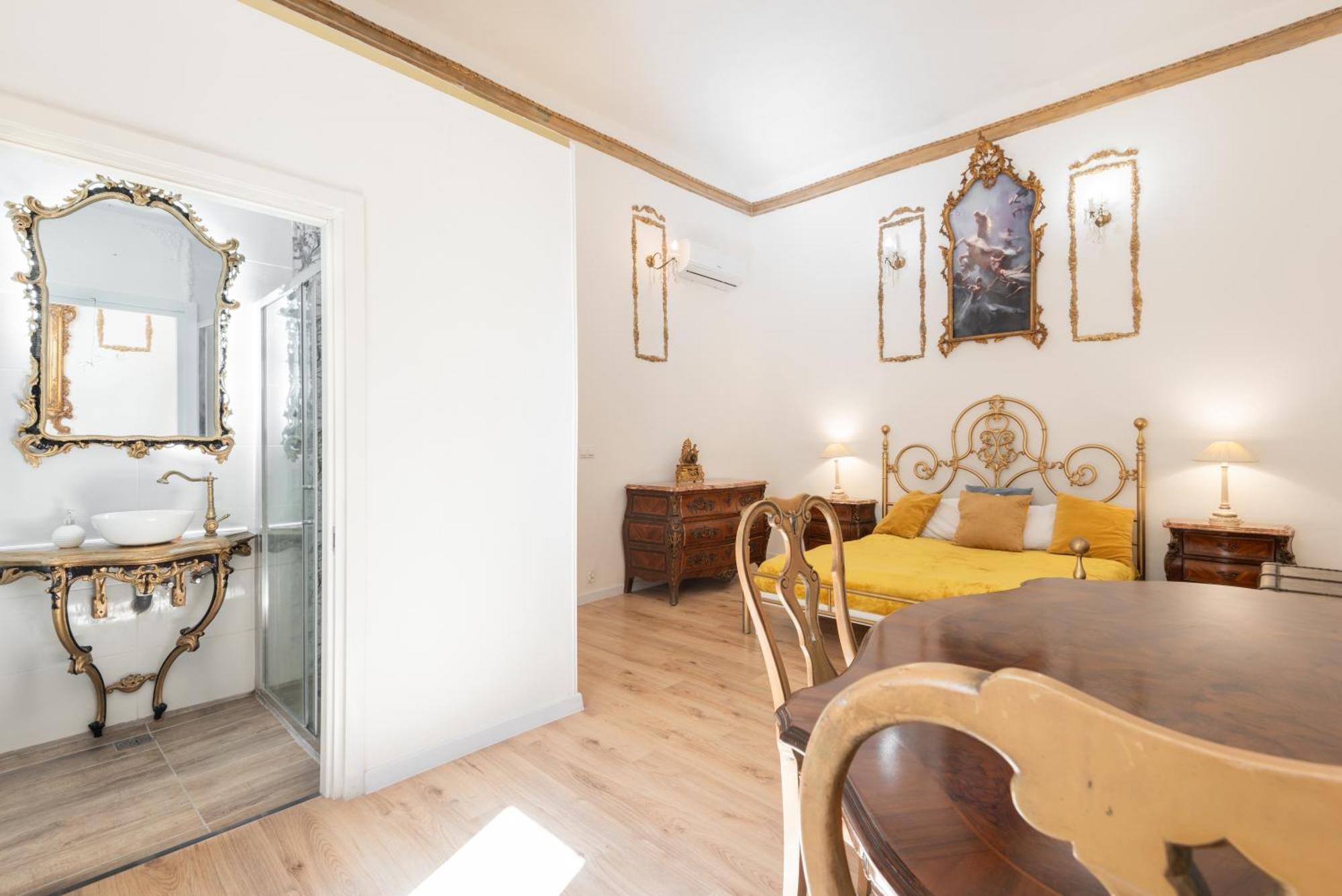 Historic Suite Next To The Castle Bari Exterior foto